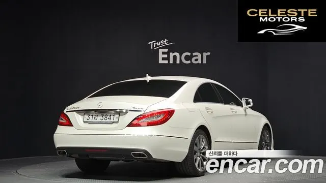 MERCEDES BENZ CLS-Classe W218 CLS250 d 4MATIC 2016 — photo 2 sur 20