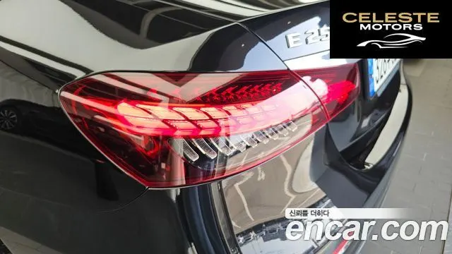 MERCEDES BENZ E-Classe W213 E250 Avantgarde 2022 — photo 9 sur 34