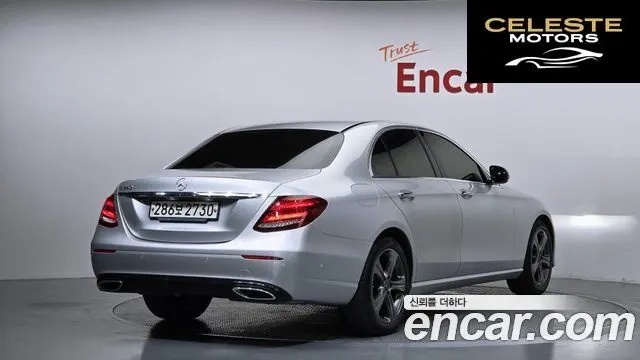MERCEDES BENZ E-Classe W213 E250 Avantgarde 2020 — photo 2 sur 26