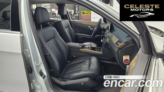 MERCEDES BENZ E-Classe W212 E300 2011 — photo 10 sur 20