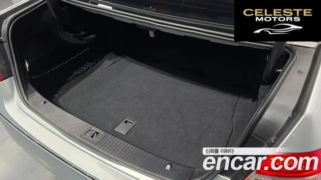 MERCEDES BENZ E-Classe W212 E300 2011 — photo 18 sur 20