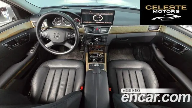 MERCEDES BENZ E-Classe W212 E300 2011 — photo 7 sur 20