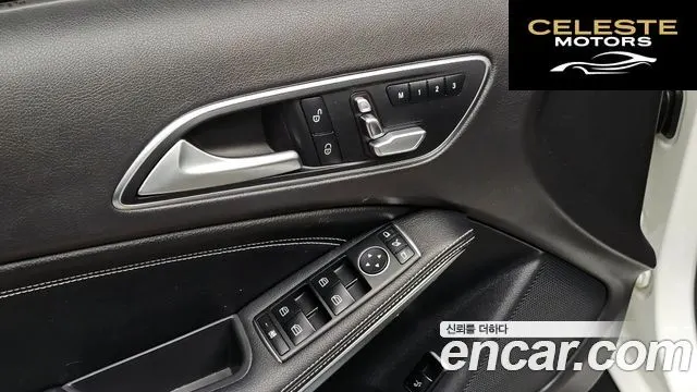 MERCEDES BENZ GLA-Classe X156 GLA220 2019 — photo 24 sur 30