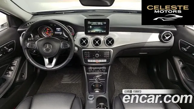 MERCEDES BENZ GLA-Classe X156 GLA220 2019 — photo 9 sur 30