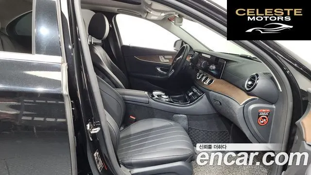 MERCEDES BENZ E-Classe W213 E300 4MATIC Exclusive 2019 — photo 15 sur 36