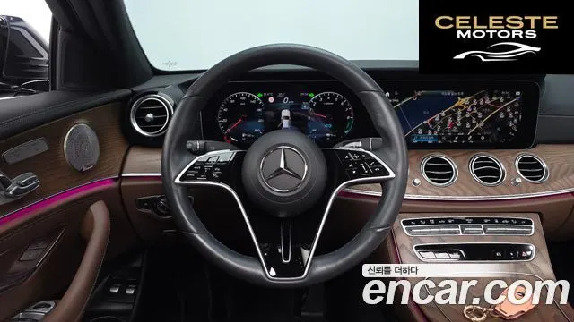 MERCEDES BENZ E-Classe W213 E300e 4MATIC Exclusive 2023 — photo 19 sur 31