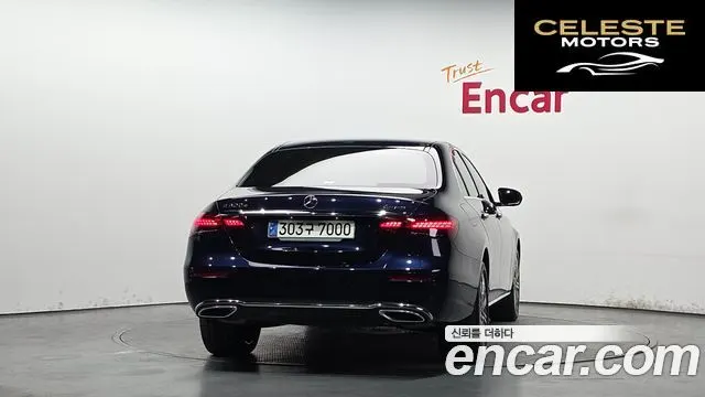 MERCEDES BENZ E-Classe W213 E300e 4MATIC Exclusive 2023 — photo 4 sur 31
