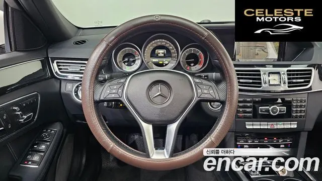 MERCEDES BENZ E-Classe W212 E220 CDI Avantgarde 2014 — photo 15 sur 20
