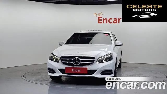 MERCEDES BENZ E-Classe W212 E220 CDI Avantgarde 2014 — photo 3 sur 20