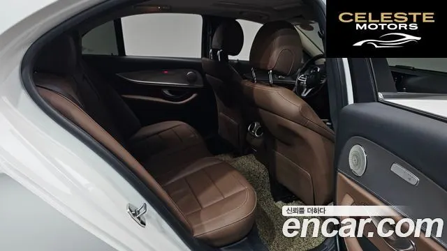 MERCEDES BENZ E-Classe W213 E300 Avantgarde 2019 — photo 11 sur 20