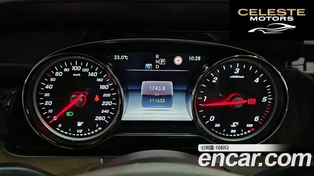MERCEDES BENZ E-Classe W213 E220d 4MATIC Exclusive 2018 — photo 11 sur 40
