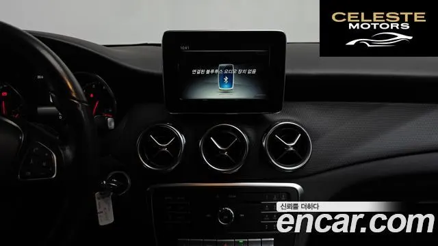 MERCEDES BENZ GLA-Classe X156 GLA220 2019 — photo 20 sur 31