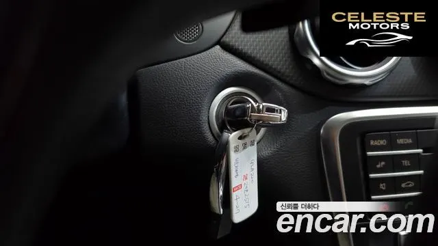 MERCEDES BENZ GLA-Classe X156 GLA220 2019 — photo 24 sur 31