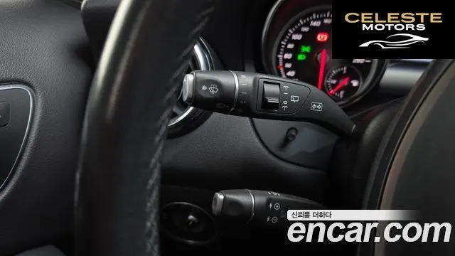 MERCEDES BENZ GLA-Classe X156 GLA220 2019 — photo 25 sur 31