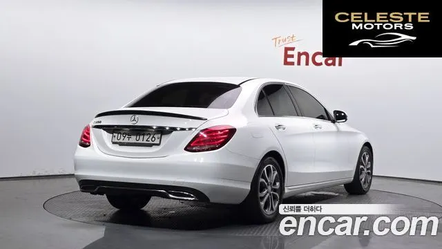 MERCEDES BENZ C-Classe W205 C200 Avantgarde 2017 — photo 2 sur 20