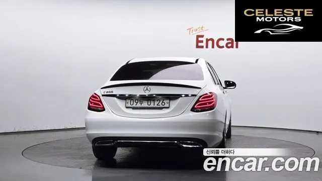 MERCEDES BENZ C-Classe W205 C200 Avantgarde 2017 — photo 4 sur 20