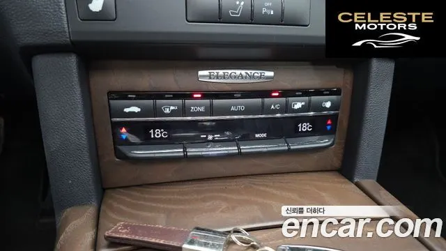 MERCEDES BENZ E-Classe W212 E300 2013 — photo 29 sur 30