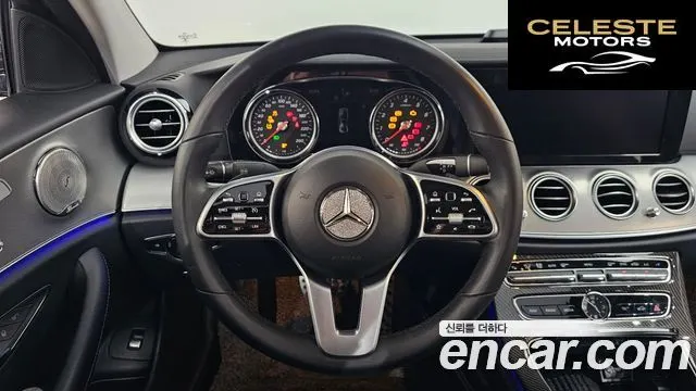 MERCEDES BENZ E-Classe W213 E300 Avantgarde 2019 — photo 18 sur 35