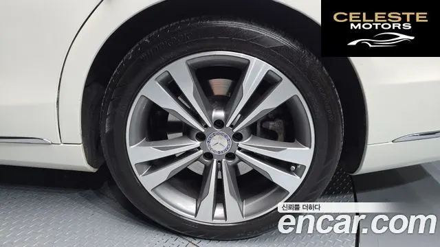 MERCEDES BENZ S-Classe W222 S500L 4MATIC 2015 — photo 7 sur 32
