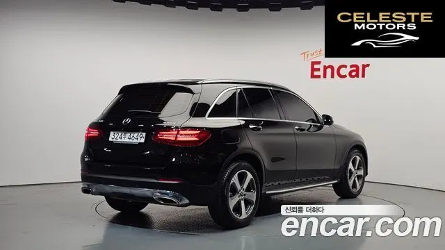 MERCEDES BENZ GLC-Classe X253 GLC300 4MATIC 2019 — photo 2 sur 35