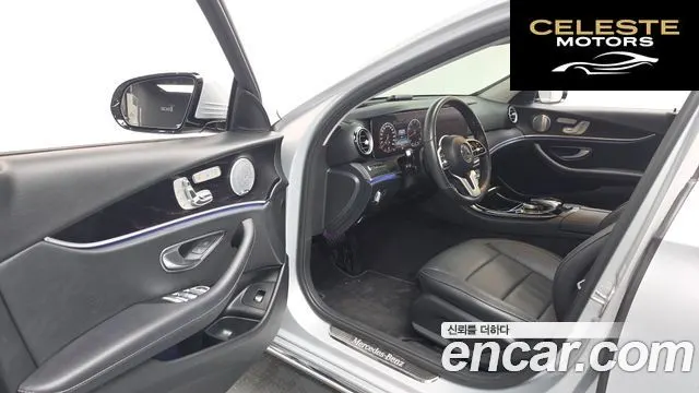 MERCEDES BENZ E-Classe W213 E300 4MATIC Avantgarde 2019 — photo 13 sur 33