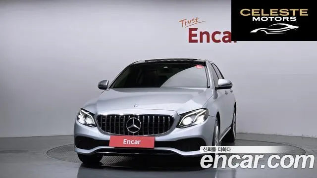 MERCEDES BENZ E-Classe W213 E220d Avantgarde 2017 — photo 3 sur 26