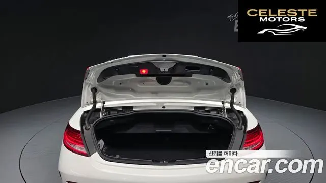 MERCEDES BENZ C-Classe W205 C200 Cabriolet 2017 — photo 18 sur 26