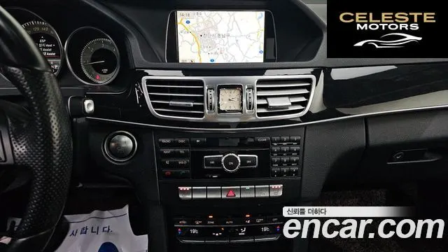 MERCEDES BENZ E-Classe W212 E250 4MATIC Avantgarde 2015 — photo 16 sur 20