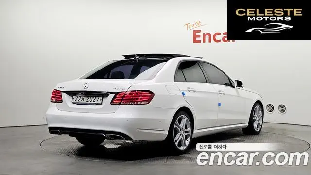 MERCEDES BENZ E-Classe W212 E250 4MATIC Avantgarde 2015 — photo 2 sur 20