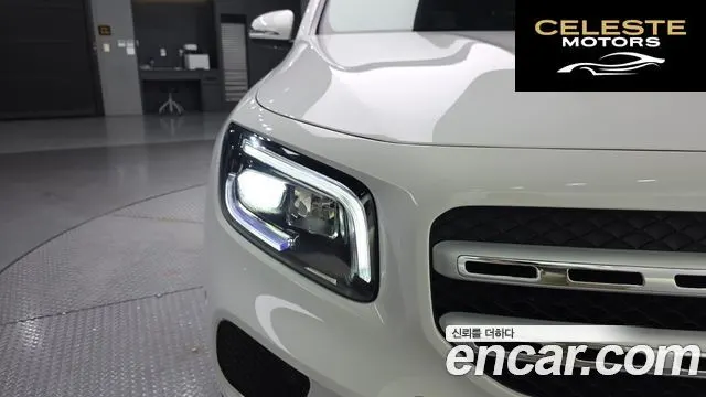 MERCEDES BENZ GLB-Classe X247 GLB200 d 2023 — photo 8 sur 32