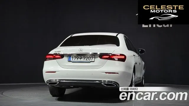 MERCEDES BENZ E-Classe W213 E250 Exclusive 2023 — photo 4 sur 33