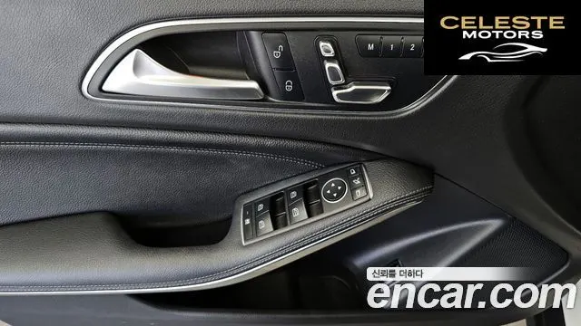 MERCEDES BENZ GLA-Classe X156 GLA220 Premium 2018 — photo 31 sur 34