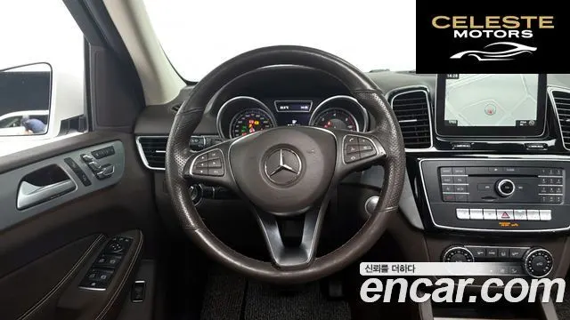 MERCEDES BENZ GLE-Classe W166 GLE350 d 4MATIC 2018 — photo 18 sur 34