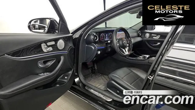 MERCEDES BENZ E-Classe W213 E300 4MATIC Avantgarde 2019 — photo 13 sur 30