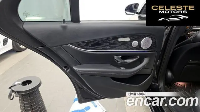 MERCEDES BENZ E-Classe W213 E300 4MATIC Avantgarde 2019 — photo 15 sur 30