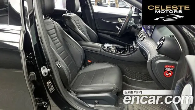 MERCEDES BENZ E-Classe W213 E300 4MATIC Avantgarde 2019 — photo 17 sur 30