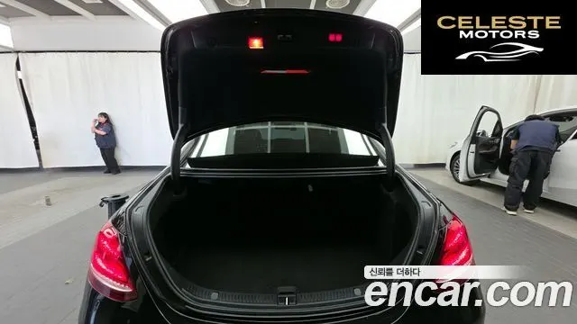 MERCEDES BENZ E-Classe W213 E300 4MATIC Avantgarde 2019 — photo 26 sur 30