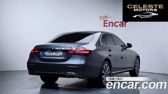 MERCEDES BENZ E-Classe W213 E300e 4MATIC Exclusive 2023 — photo 2 sur 37