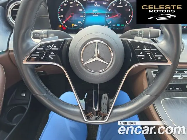 MERCEDES BENZ E-Classe W213 E350 4MATIC Avantgarde 2021 — photo 12 sur 25