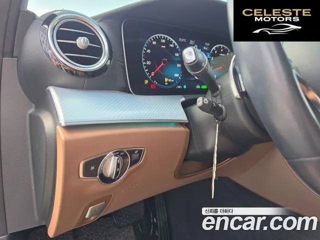 MERCEDES BENZ E-Classe W213 E350 4MATIC Avantgarde 2021 — photo 13 sur 25