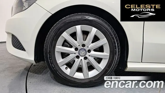 MERCEDES BENZ A-Classe W176 A200 CDI 2014 — photo 5 sur 20