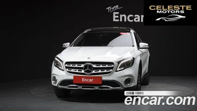 MERCEDES BENZ GLA-Classe X156 GLA220 Premium 2018 — photo 2 sur 30