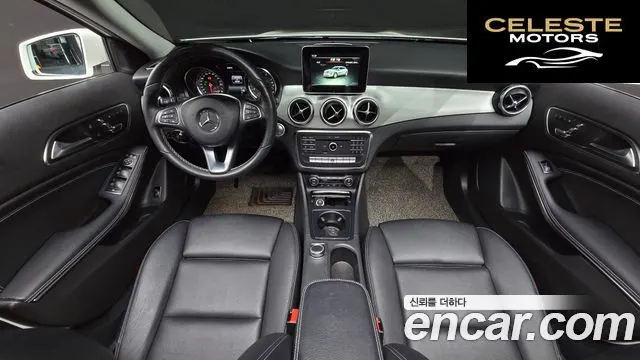 MERCEDES BENZ GLA-Classe X156 GLA220 Premium 2018 — photo 9 sur 30