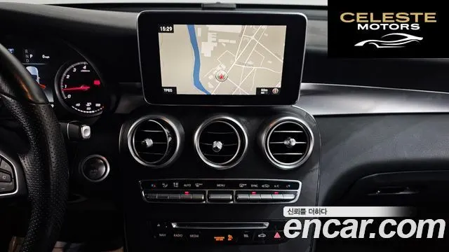 MERCEDES BENZ GLC-Classe X253 GLC300 4MATIC Coupé 2019 — photo 19 sur 48