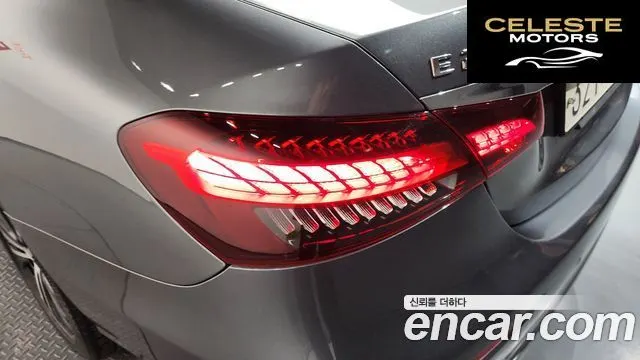 MERCEDES BENZ E-Classe W213 E250 Avantgarde 2021 — photo 9 sur 34