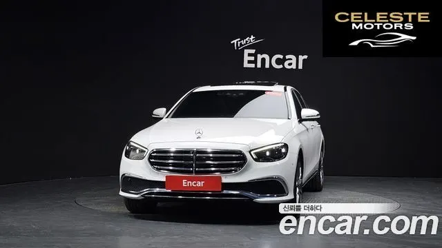 MERCEDES BENZ E-Classe W213 E300e 4MATIC Exclusive 2022 — photo 2 sur 33