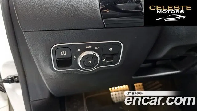 MERCEDES BENZ GLA-Classe H247 GLA250 4MATIC 2020 — photo 31 sur 40