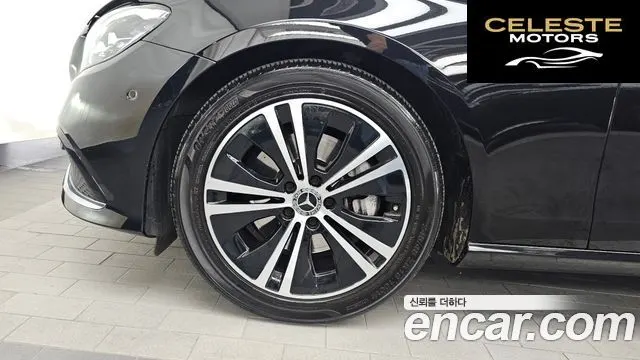 MERCEDES BENZ E-Classe W213 E250 Avantgarde 2022 — photo 5 sur 34