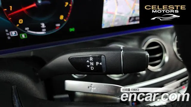 MERCEDES BENZ E-Classe W213 E250 Avantgarde 2023 — photo 12 sur 38