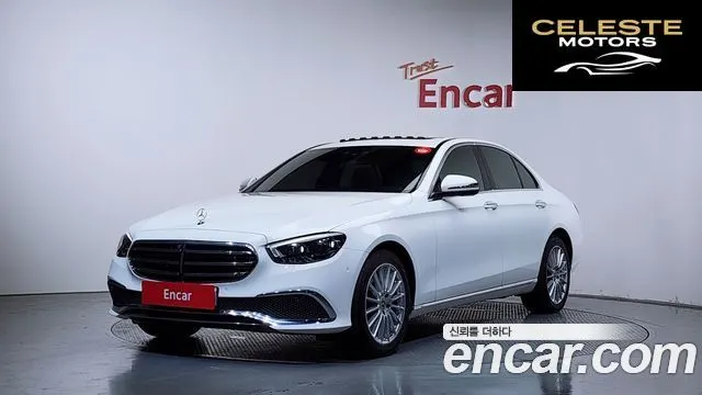 MERCEDES BENZ E-Classe W213 E250 Exclusive 2022 — photo 1 sur 35